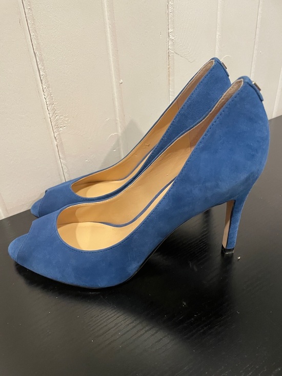 Ivanka Trump Shoes - Ivanka Trump Women's Blue Suede Peep-Toe High Heels size 8.5